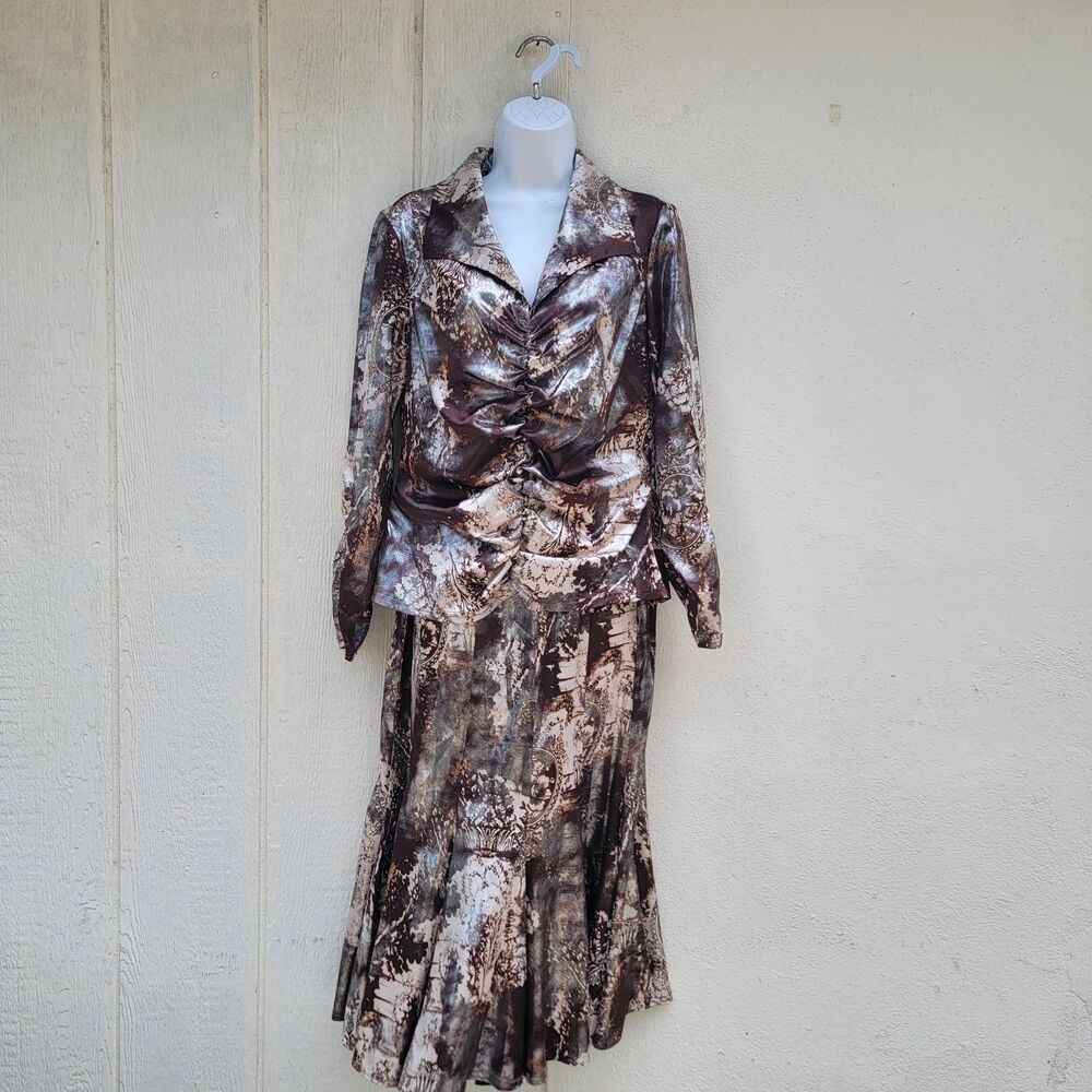 Joseph Ribkoff 2 pc Printed metallic skirt set Size 12